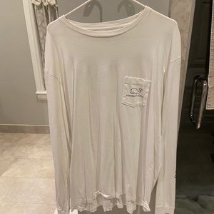 Vineyard vines long sleeve white T-shirt